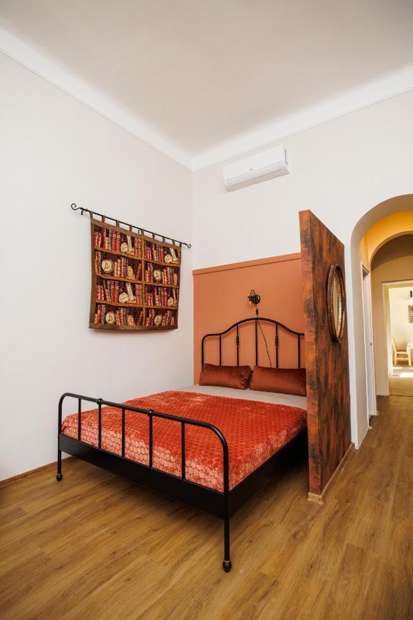 Szeged Szive - Becsi Szinek Apartman Lejlighed Eksteriør billede
