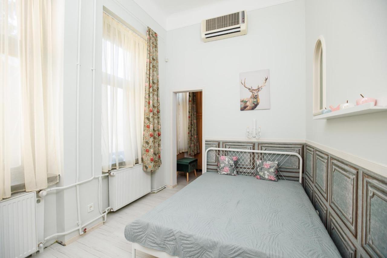 Szeged Szive - Becsi Szinek Apartman Lejlighed Eksteriør billede