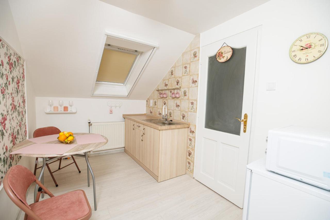 Szeged Szive - Becsi Szinek Apartman Lejlighed Eksteriør billede